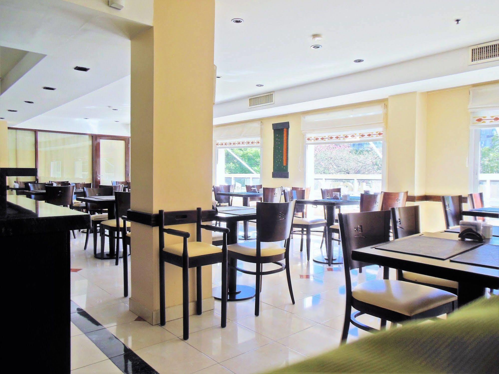 Embajador Hotel Buenos Aires Dış mekan fotoğraf
